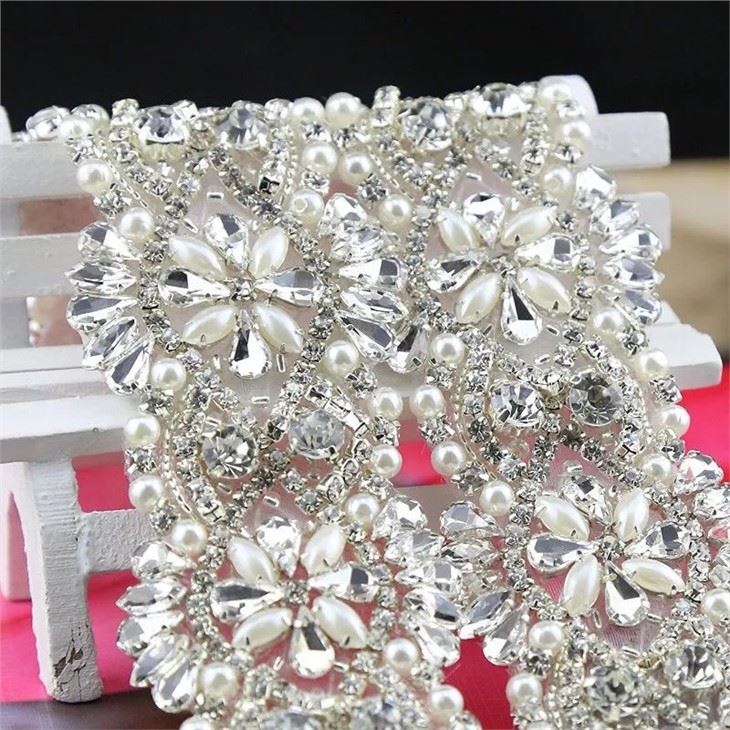 Rhinestone Neckline Applique